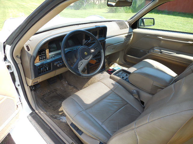 1988 White Other Makes 1988 Tiffany  