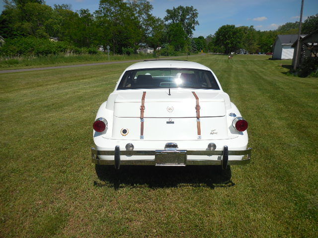 1988 White Other Makes 1988 Tiffany  