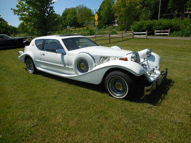 1988 White Other Makes 1988 Tiffany  