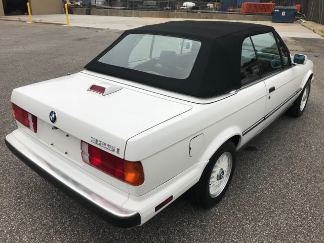 1988 White BMW 3-Series Convertible