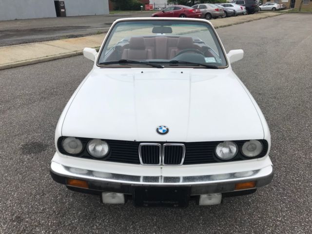 1988 White BMW 3-Series Convertible