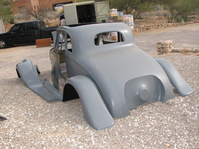 1933 Willys Model 77