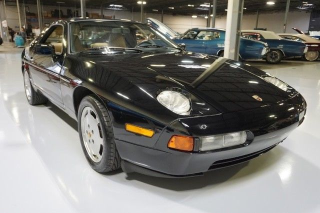 1988 Porsche 928 Coupe
