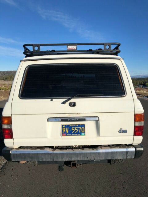 1987 White Toyota Land Cruiser SUV