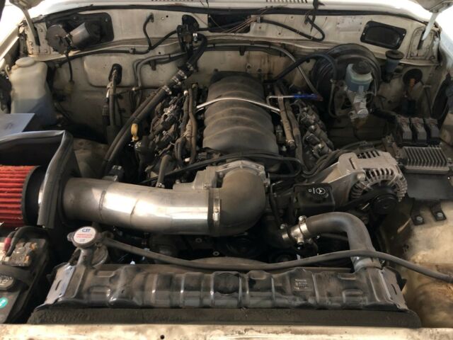 1987 White Toyota Land Cruiser SUV