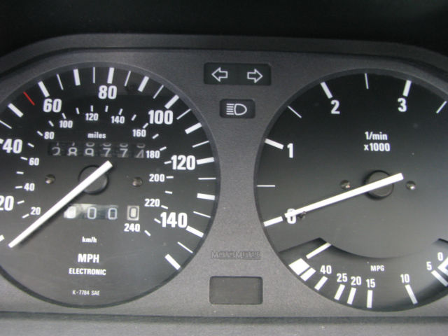 1987 Silver BMW 3-Series Sedan