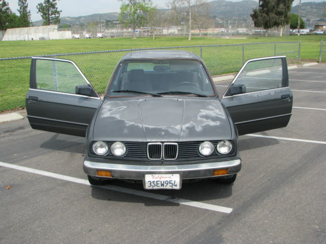 1987 Silver BMW 3-Series Sedan