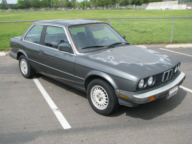 1987 Silver BMW 3-Series Sedan