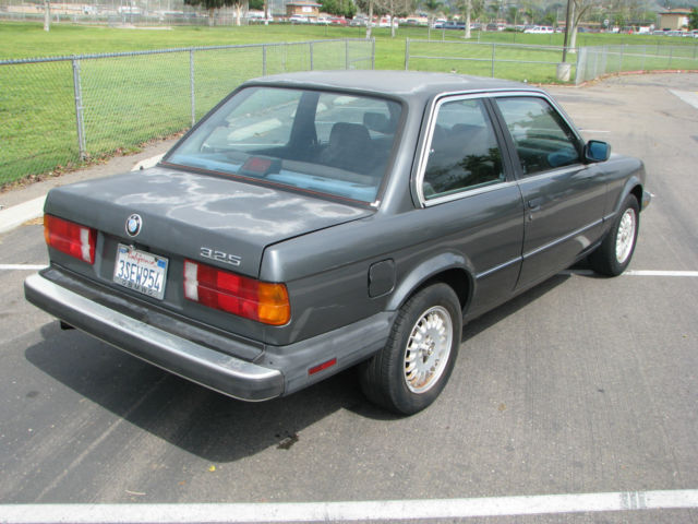 1987 Silver BMW 3-Series Sedan