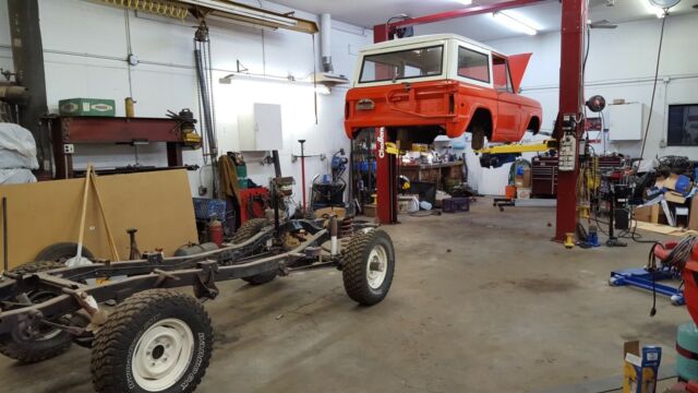 1971 Orange Ford Bronco SUV