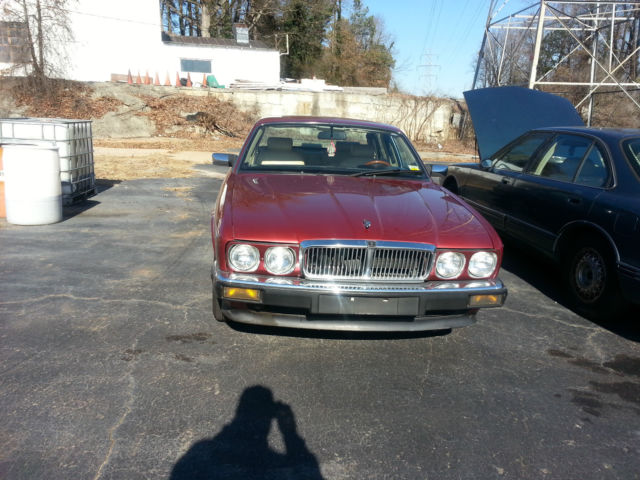 1989 Burgundy Jaguar XJ6