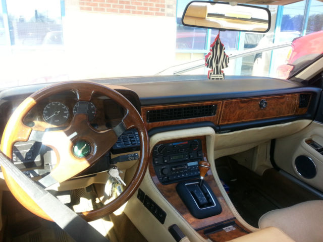 1989 Burgundy Jaguar XJ6