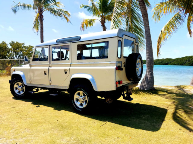 1984 BEIGE / SILVER Land Rover Defender Cab & Chassis