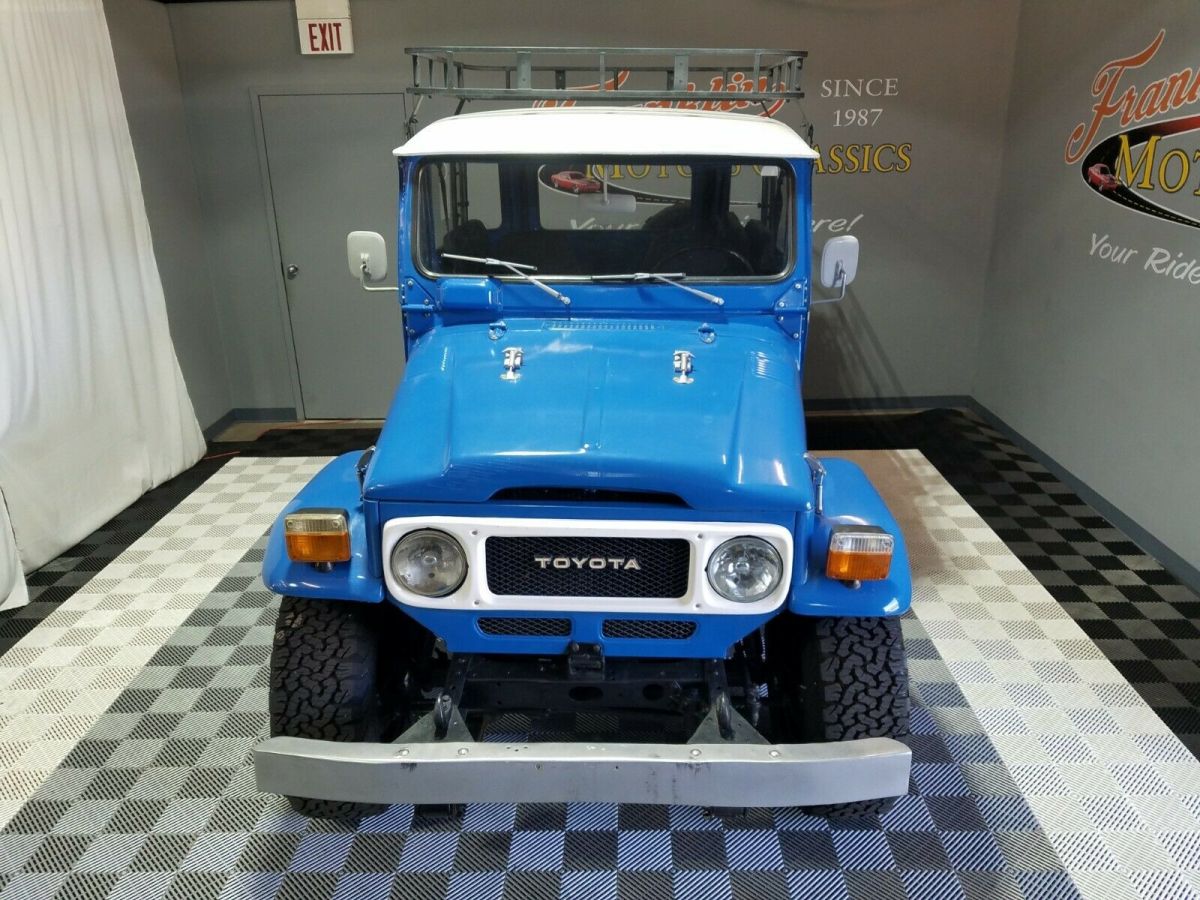 1980 Blue Toyota Land Cruiser SUV
