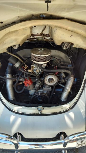 1971 Pearl White Volkswagen Beetle - Classic Coupe