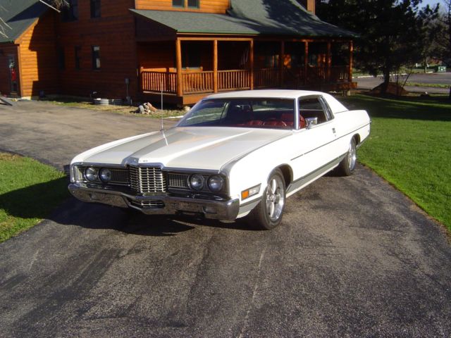 1972 White Ford Galaxie Coupe