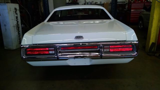 1972 White Ford Galaxie Coupe