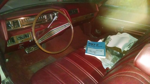 1972 White Ford Galaxie Coupe