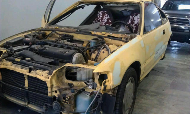 1988 Yellow Honda CRX Hatchback