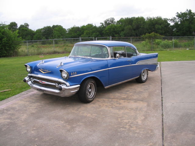 1957 Blue Chevrolet Bel Air/150/210