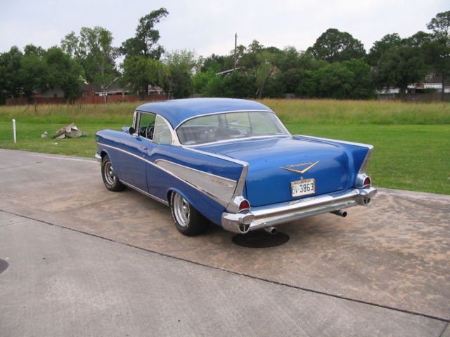 1957 Blue Chevrolet Bel Air/150/210