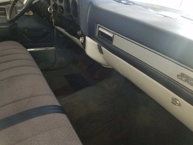 1987 White GMC Sierra 1500 Standard Cab Pickup