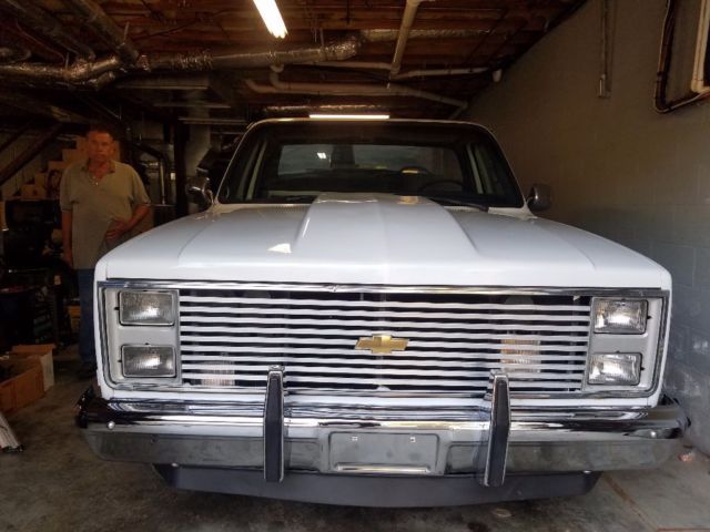 1987 White GMC Sierra 1500 Standard Cab Pickup