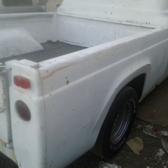 1959 White Ford F-100 Standard Cab Pickup