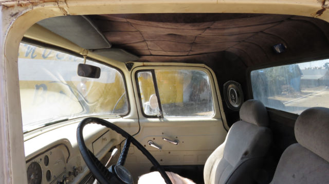 1959 White Ford F-100 Standard Cab Pickup