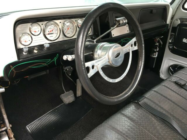 1965 White Chevrolet C-10 Standard Cab Pickup