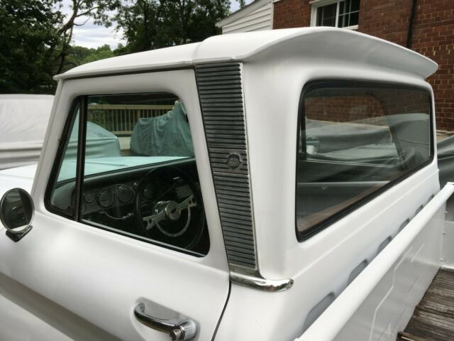 1965 White Chevrolet C-10 Standard Cab Pickup