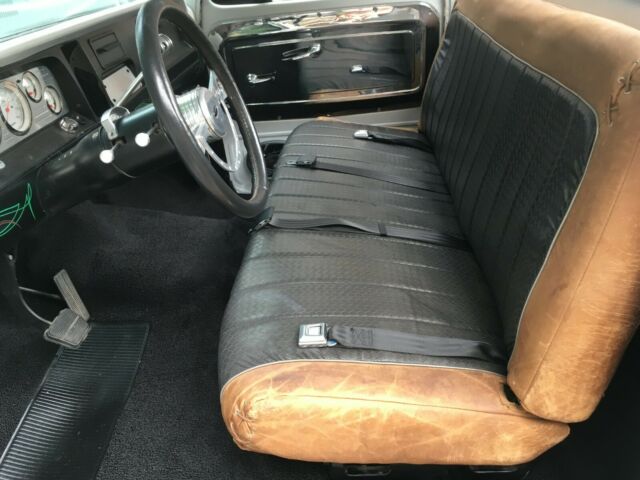 1965 White Chevrolet C-10 Standard Cab Pickup