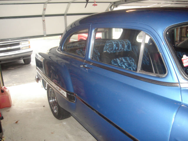 1953 Blue Chevrolet Bel Air/150/210 2 door sedan