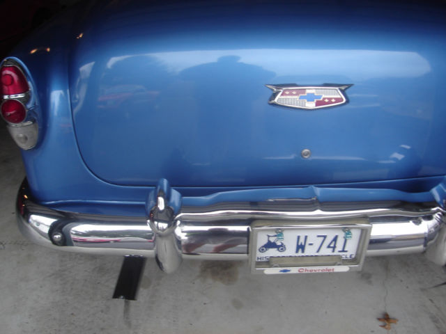 1953 Blue Chevrolet Bel Air/150/210 2 door sedan