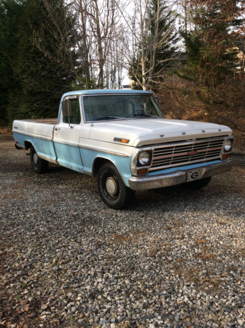 1969 Blue/White Ford F-100 Standard Cab Pickup