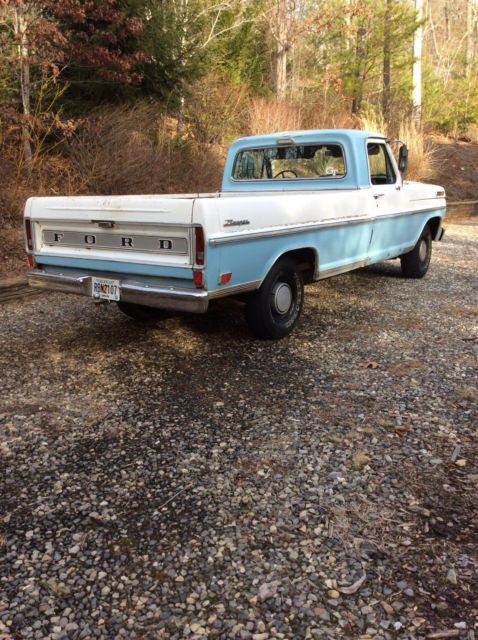 1969 Blue/White Ford F-100 Standard Cab Pickup