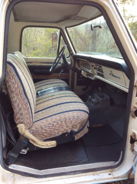 1969 Blue/White Ford F-100 Standard Cab Pickup