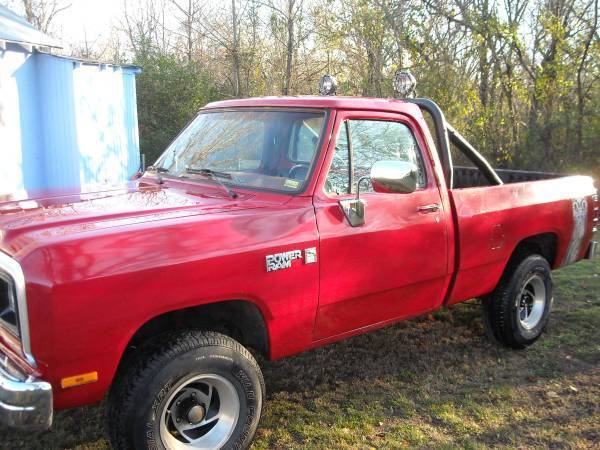 1987 Red Dodge Power Wagon SWB PICKUP