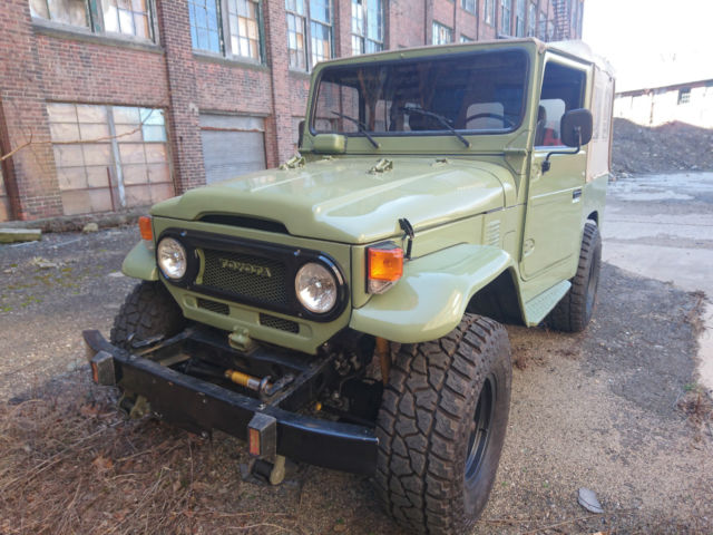 1978 Green Toyota FJ Cruiser