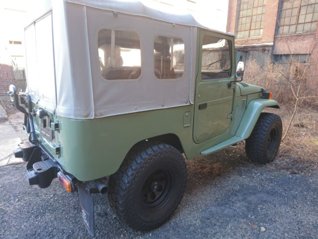 1978 Green Toyota FJ Cruiser