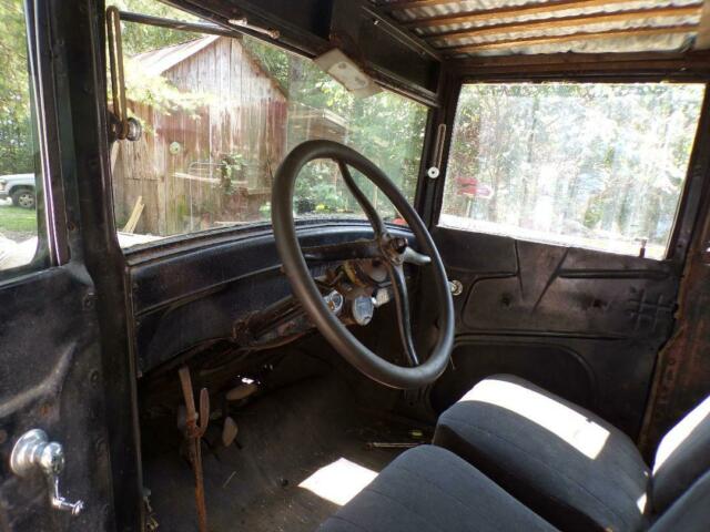 1926 Black Ford Model T Sedan