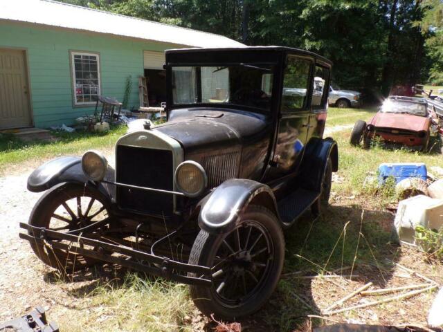 1926 Black Ford Model T Sedan