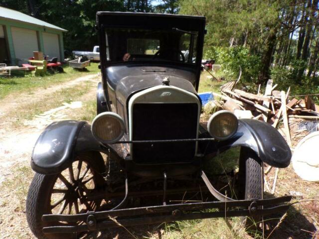 1926 Black Ford Model T Sedan