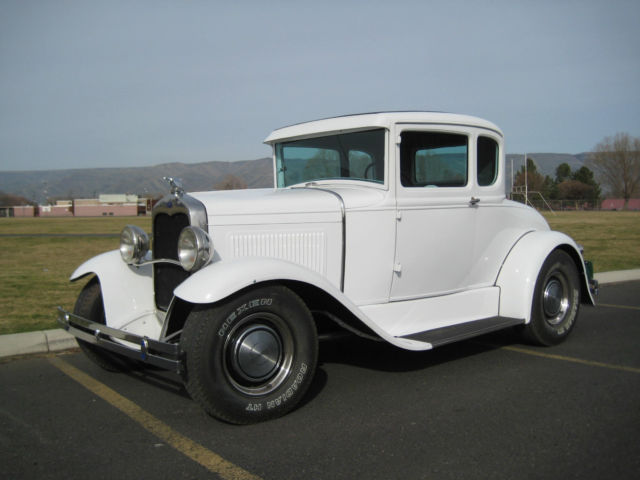 1931 White Ford Model A Coupe