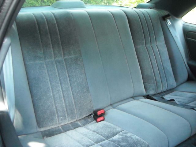 1991 Blue Ford Thunderbird Coupe