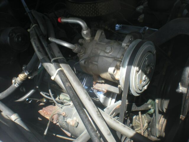 1955 turquice white Oldsmobile Eighty-Eight Coupe