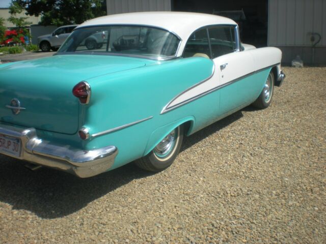 1955 turquice white Oldsmobile Eighty-Eight Coupe