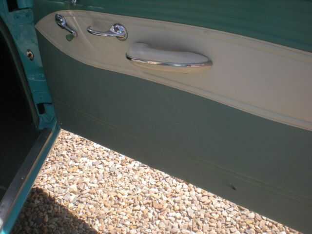 1955 turquice white Oldsmobile Eighty-Eight Coupe