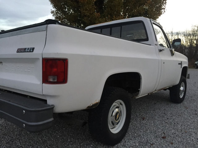 1983 White Chevrolet C/K Pickup 1500