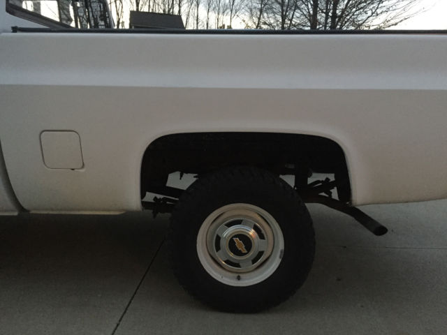 1983 White Chevrolet C/K Pickup 1500